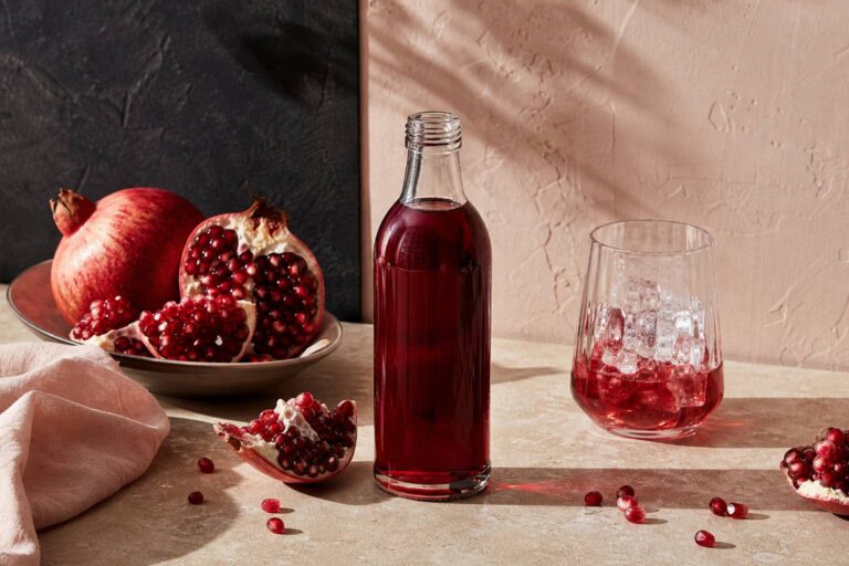 Tout savoir sur le sirop de grenadine : histoire, recettes et astuces